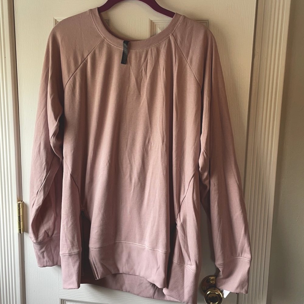 Gaiam Loyus crewneck zippers NWT